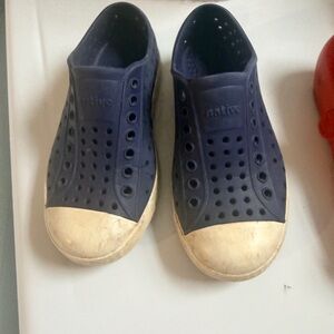 Native Kids Water Shoes in Dark Blue
